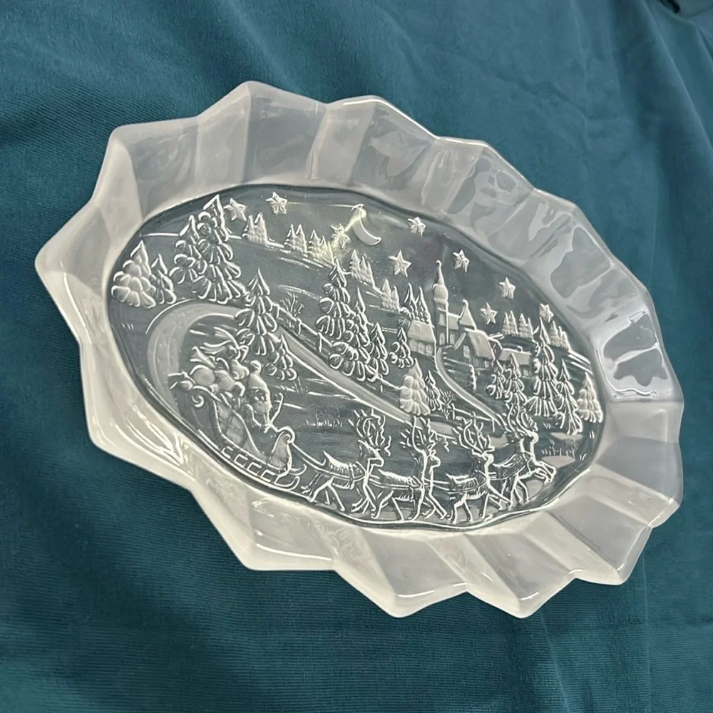 Vintage Mikasa Silent Night Glass‎ Candy Dish Christmas Holidays Santa